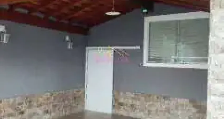 Casa térrea - 03 dormitórios + escritório - aceita permuta c/ apto menor