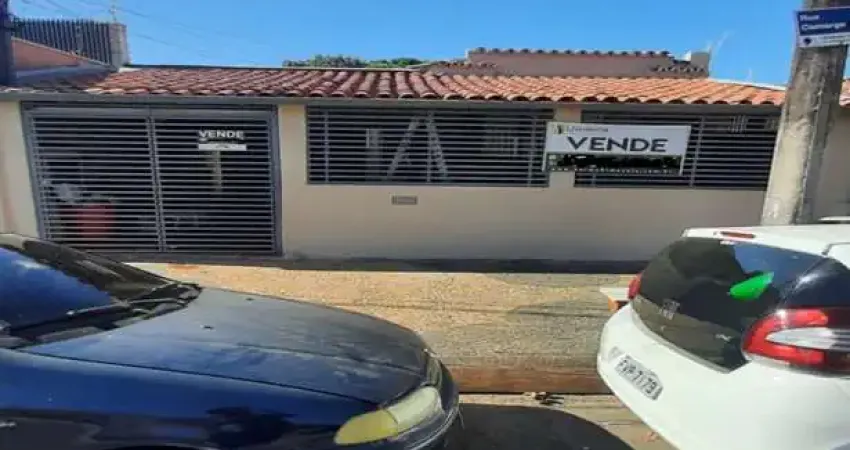 Casa comercial com 2 salas para alugar na Rua Camargo Paes, 272, Jardim Guanabara, Campinas