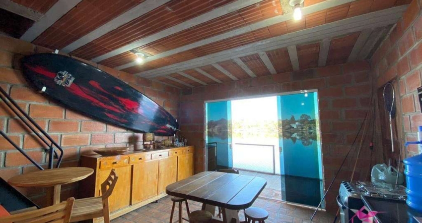 Rancho pé na areia em Santa Cruz da Conceição/SP