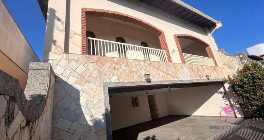Casa com 3 dormitórios à venda, 146 m² por R$ 1.000.000 - Centro - Santa Cruz da Conceição/SP