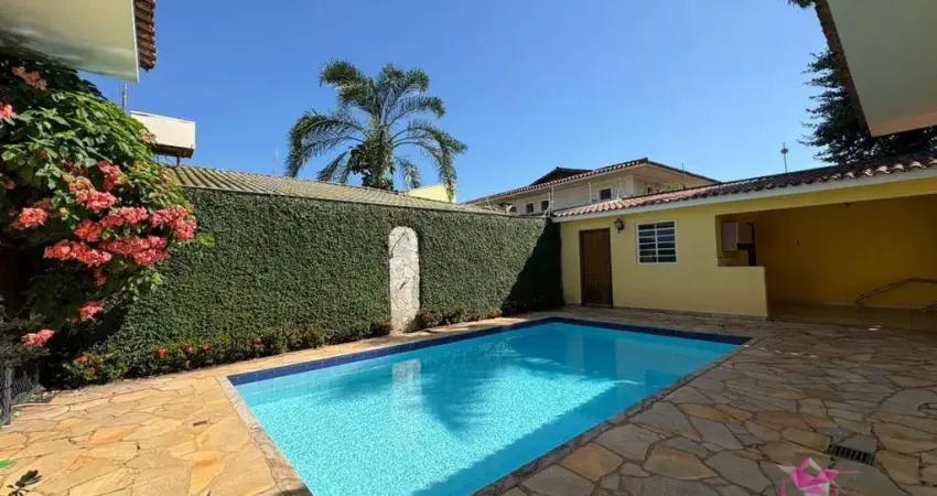 Casa com 4 dormitórios para alugar, 349 m² por R$ 4.406,40/mês - Centro - Leme/SP