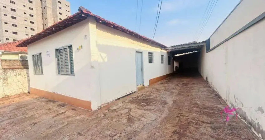 Casa à venda com 480m² de terreno, ideal para ponto comercial, por r$ 650.000 - centro - araras/sp