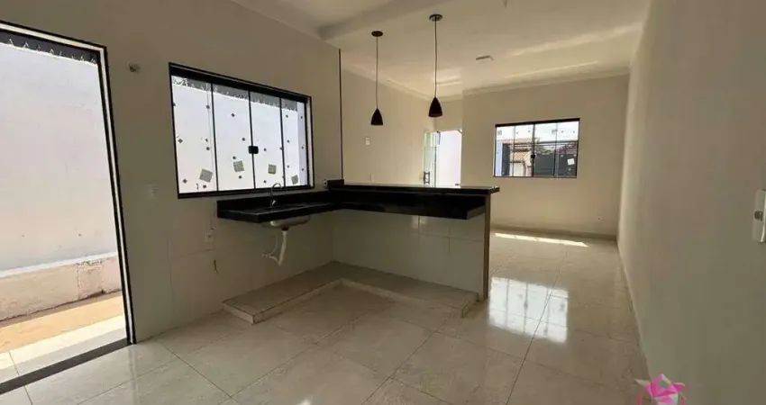 Casa com 2 quartos à venda no Jardim Juana, Leme