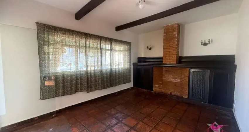 Casa comercial com 4 salas para alugar no Centro, Leme