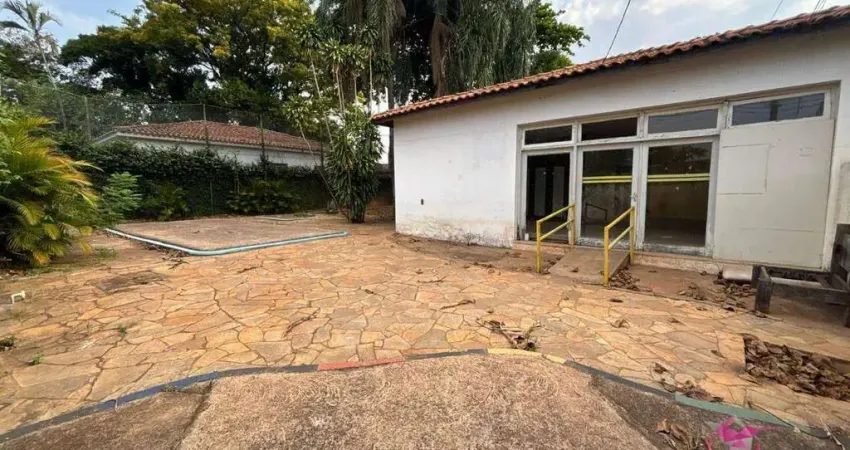 Casa comercial para alugar no Centro, Leme