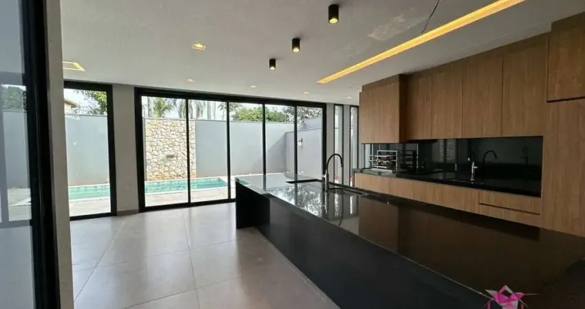 Casa com 3 quartos à venda no Jardim do Bosque, Leme