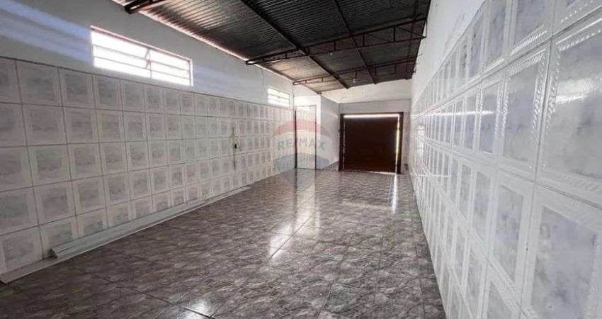 CASA A VENDA COM SALAO COMERCIAL NO JD DAS PAINEIRAS