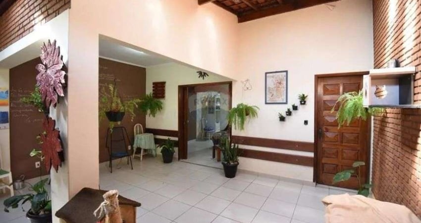 Casa Térrea com 3 domritórios na Vila Operária Rio Claro/SP
