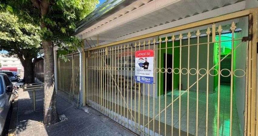 A casa dos seus sonhos em uma localização privilegiada!