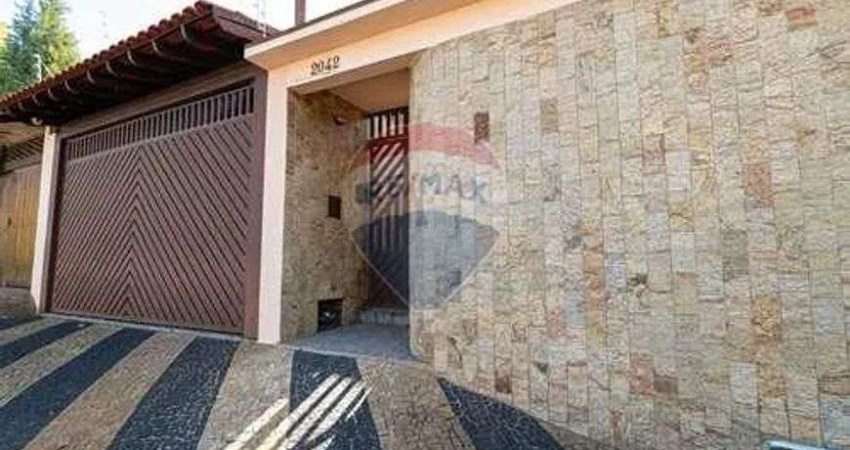 Casa Imóvel para venda possui 232 metros quadrados com 4 quartos em Jardim Claret - Rio Claro - SP