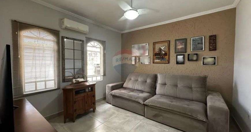 Casa a venda com 2 dormitórios por R$ 340 mil no Jardim das Palmeiras em Limeira/SP