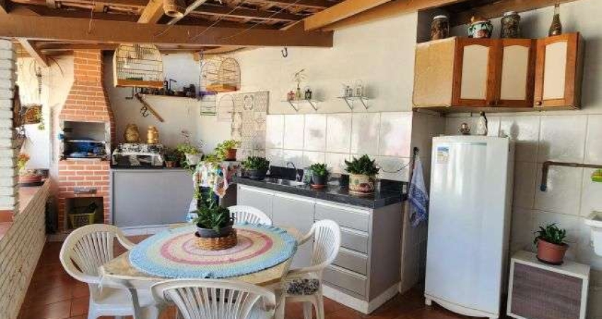 Casa à venda na Vila Independência com 5 Dormitórios em Piracicaba-SP