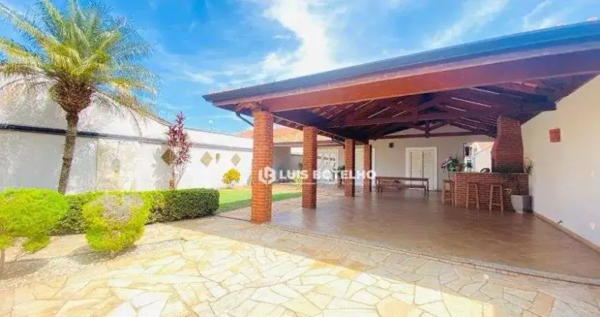 Casa com 3 dormitórios à venda, 220 m² por R$ 849.000,00 - Nova Piracicaba - Piracicaba/SP