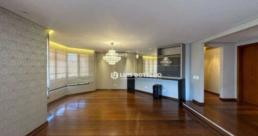 Apartamento no Edifício Cap Ferrat com 4 dormitórios e 2 vagas de garagem - R$ 850.000,00