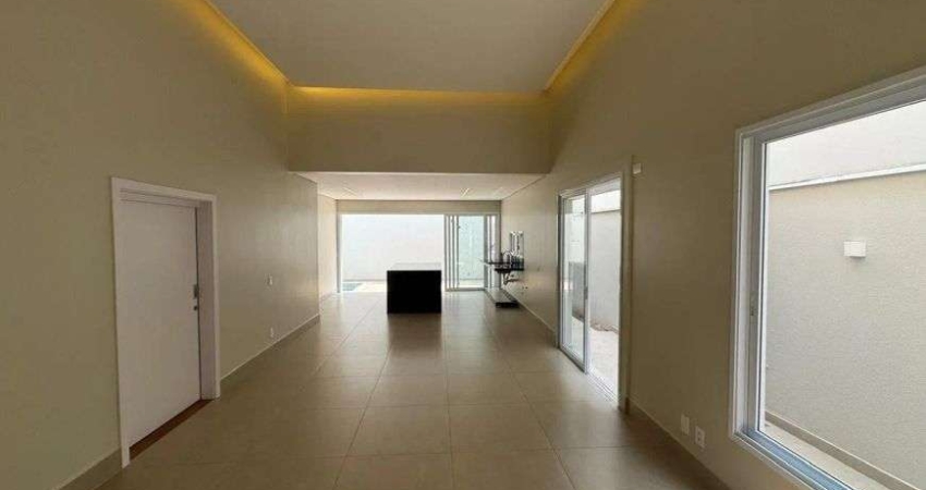 Sobrado no Condomínio Residencial Villa D'Aquila com 3 suítes e 4 vagas de garagem - R$ 1.550.000,00