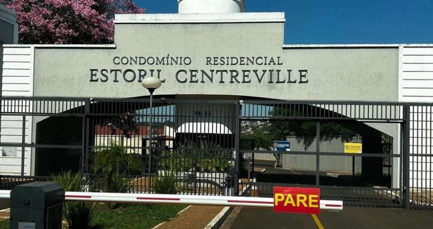 Casa de condomínio para venda possui 216 metros quadrados com 4 quartos na cidade de Bauru-SP