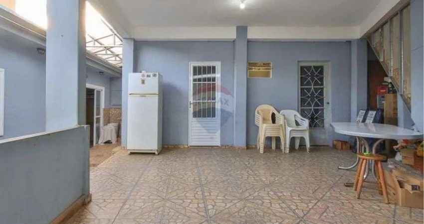 CASA DE ESQUINA A VENDA NO PALMEIRAS - RIO CLARO - SP