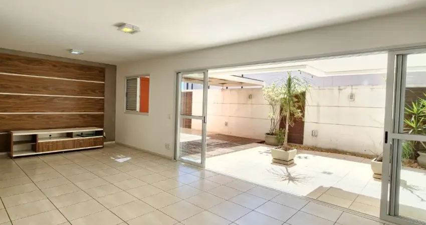 Apartamento Térreo Gardem com 270m² sendo 3 Dormitórios e 1 suíte no Edifício Europa em Bauru-SP