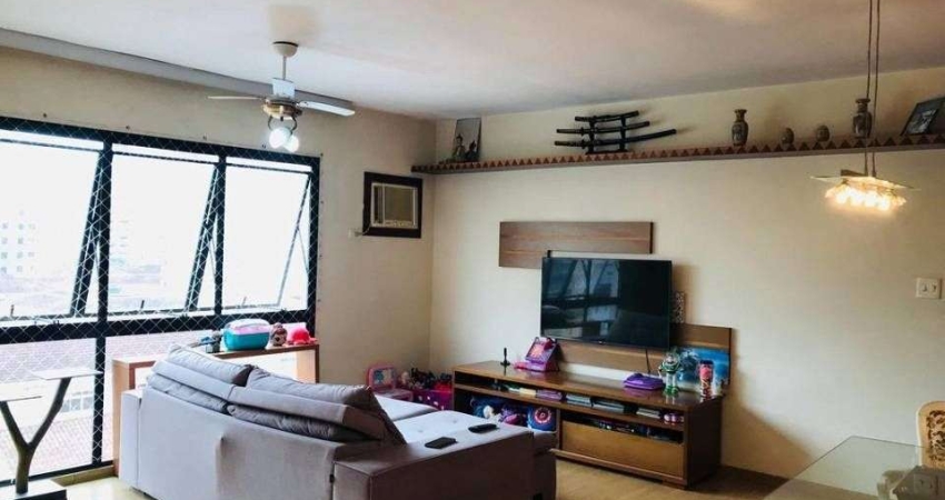 Apartamento com 3 dormitórios à venda, 104 m² por R$ 749.000,00 - Gonzaga - Santos/SP