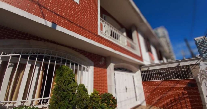 Sobrado com 3 dormitórios à venda, 131 m² por R$ 1.100.000,00 - Boqueirão - Santos/SP