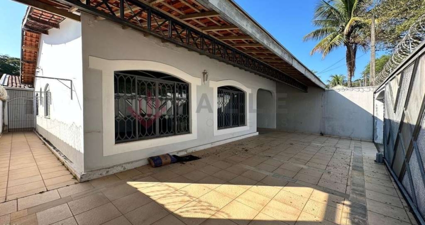 Casa para Venda em São José dos Campos, Jardim Satélite, 4 dormitórios, 2 suítes, 2 banheiros, 3 vagas
