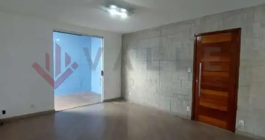 Casa para Venda em São José dos Campos, Jardim Satélite, 3 dormitórios, 1 suíte, 1 banheiro, 3 vagas