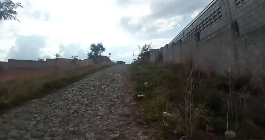 Casa comercial à venda na Rua Trinta, São Luiz, Ribeirão das Neves