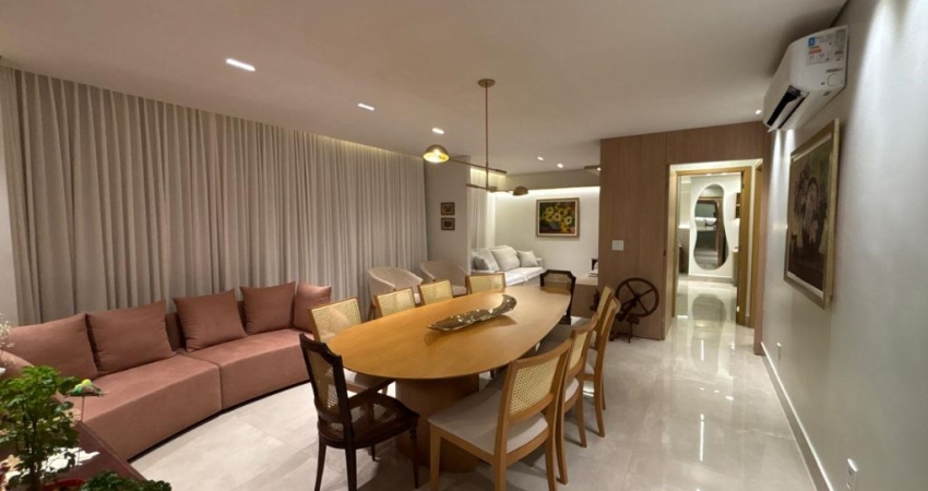 Apartamento Decorado e Mobiliado pela Arquiteta Mariela Romano no Setor Marista - 115m² Hall Privativo