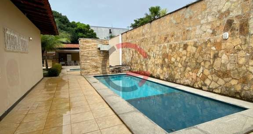 Casa para Alugar no Calhau, 4 Quartos, 2 Suítes, 250m²