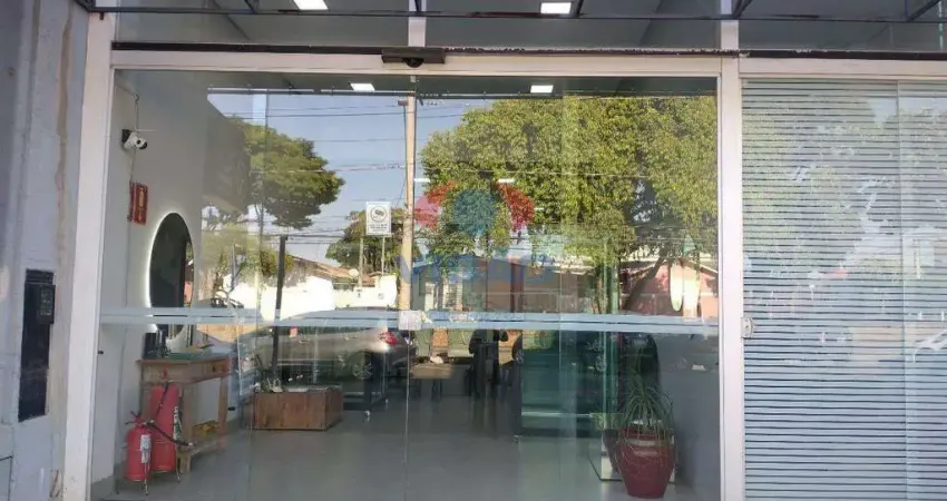 Oportunidade Única! Salão Comercial com 190m² de Área Total
