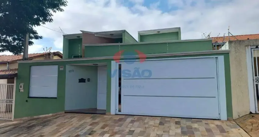 Casa a venda com 03 dormitórios sendo 03 suites e piscina no Jardim Regina em Indaiatuba/SP