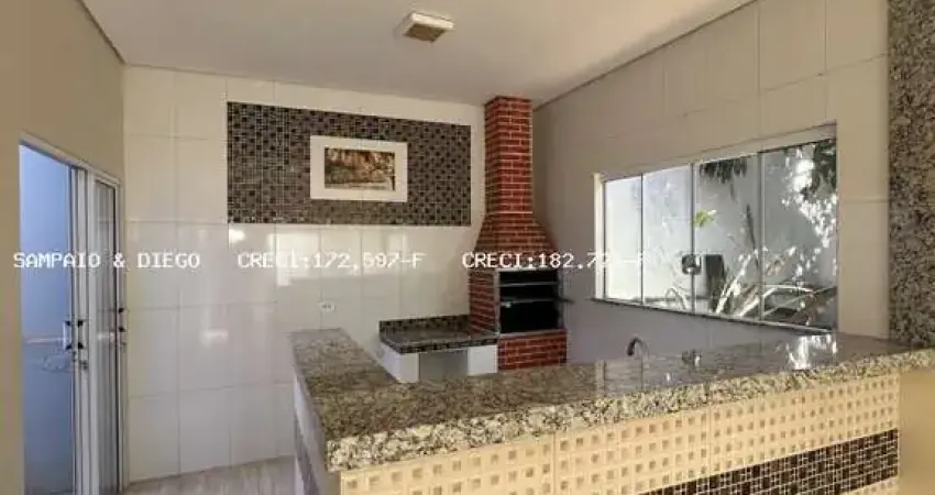 Casa para Venda em Jaboticabal, Colina Verde, 3 dormitórios, 1 suíte, 3 banheiros, 2 vagas