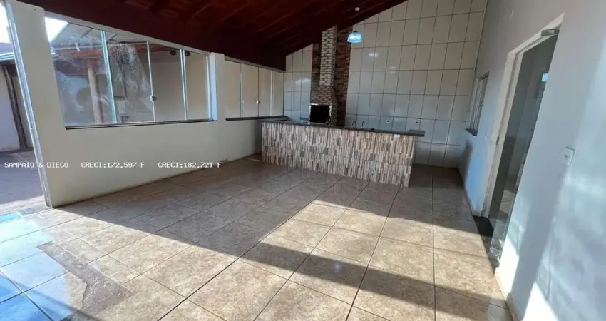 Casa para venda em jaboticabal, parque das araras, 1 dormitório, 1 suíte, 2 banheiros, 2 vagas