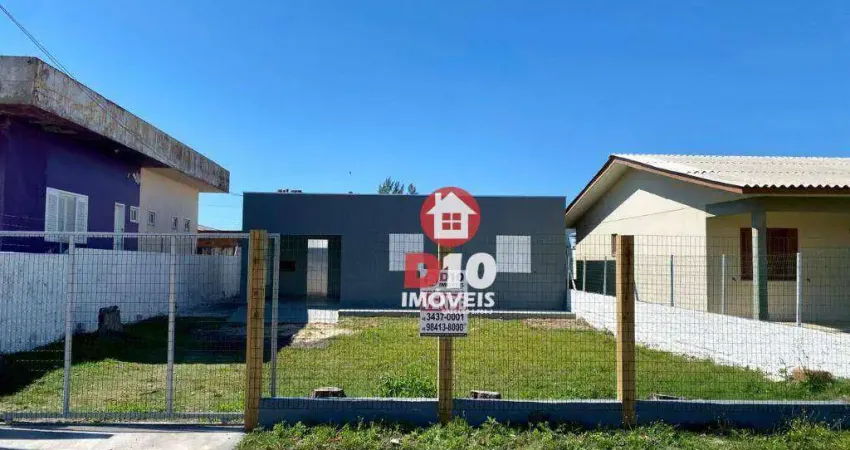 Casa com 2 dormitórios a 150m do mar em balneário arroio do silva