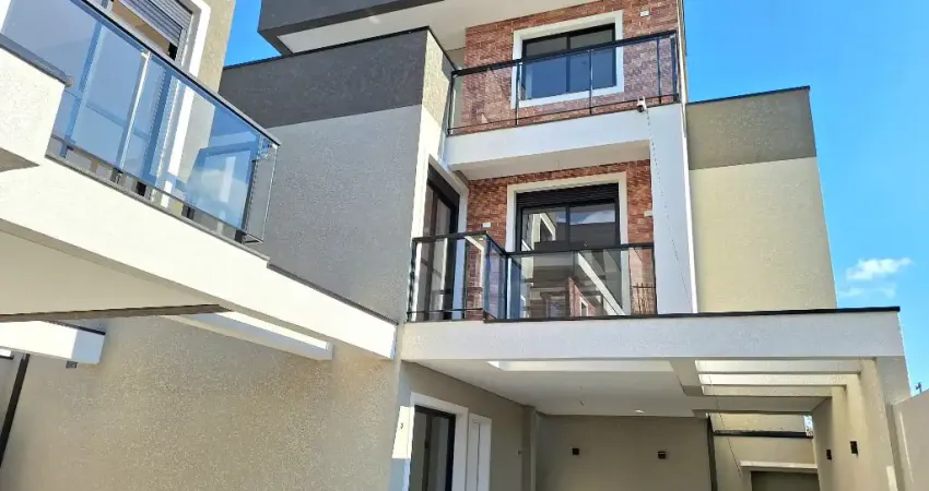 Belíssimo triplex moderno e sofisticado no bairro Novo Mundo