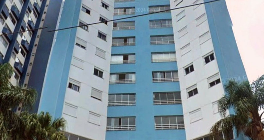 Belíssimo apartamento, andar alto, amplo e bem localizado no Cristo Rei