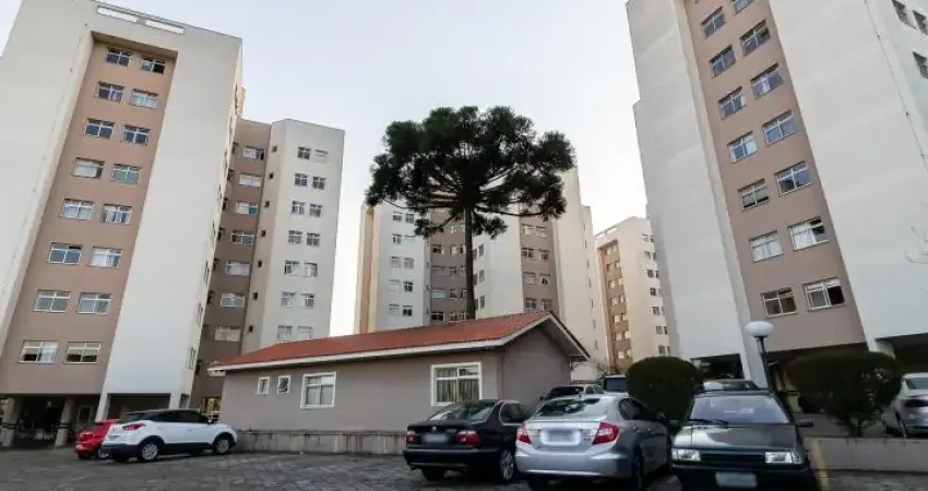 Apartamento semimobiliado, ambientes integrados, ensolarado e aconchegante