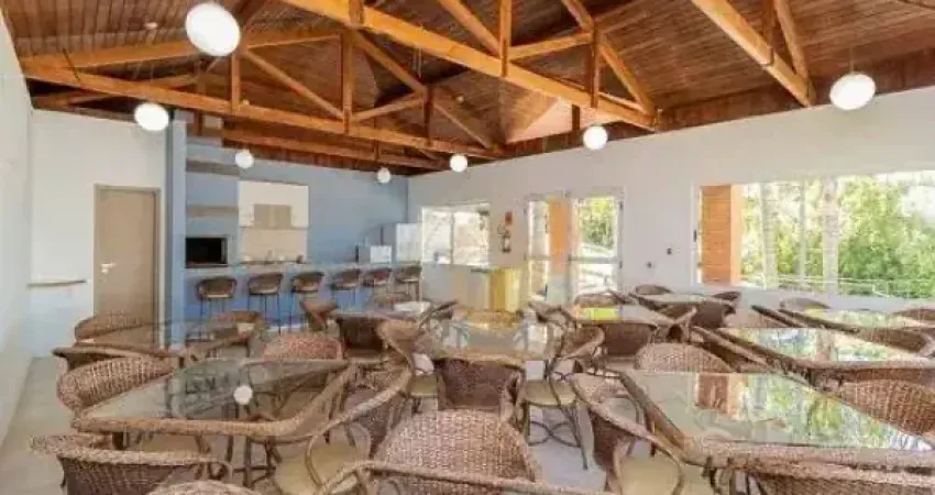 Terreno em condomínio fechado à venda no Santa Cândida, Curitiba