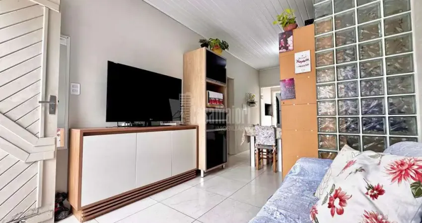 Casa com 2 quartos à venda na Rua Carlos Gilberto Zanotto, 40, Vila Nova II, Bento Gonçalves