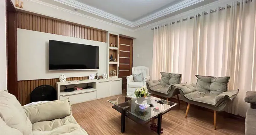 Casa para Venda em Londrina, Gávea, 3 dormitórios, 1 suíte, 3 banheiros, 4 vagas