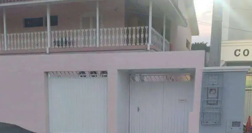 Sobrado com 5 dormitórios à venda, 680 m² por R$ 1.400.000,00 - Jardim Guadalajara - Sorocaba/SP