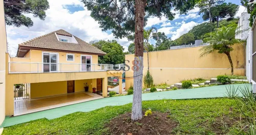 Residência Bigorrilho/Santo Inácio no Parque Barigui com Dupla Testada, 07 dormitórios, 4 suítes