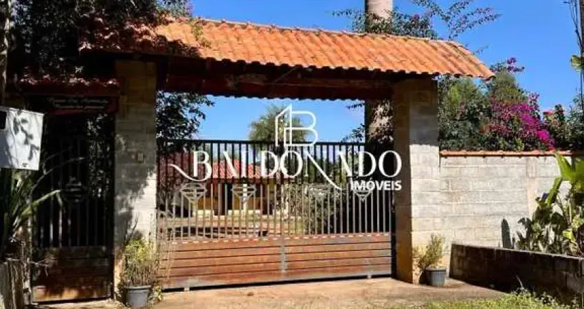 Chácara à Venda em Toledo MG 12.850m com 2 casas