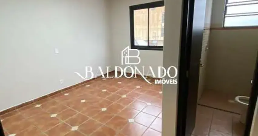 Sala Comercial no Centro de Extrema MG 23m² com banheiro