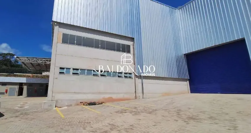 GALPÃO EM EXTREMA MG PARA ALUGAR 2336m² ACESSO FERNÃO DIAS