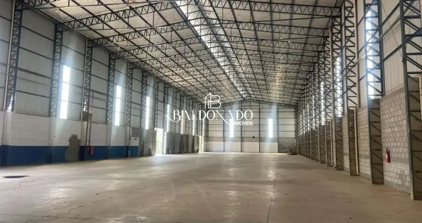 Galpão em Extrema Mg Locação 8000 m² com 12mts de pé direito