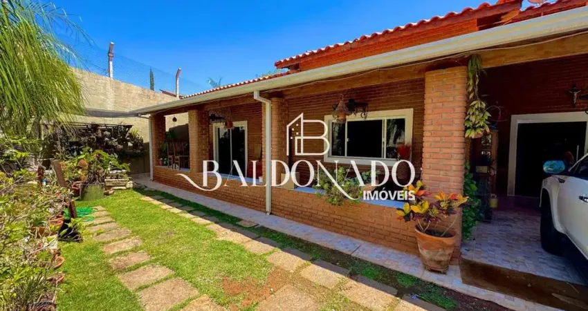 Casa em condomínio fechado em extrema mg condominio itamaraty