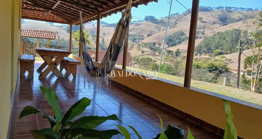 Chacara em camanducaia mg com 4.500 metros proximo a extrema mg rio no terreno