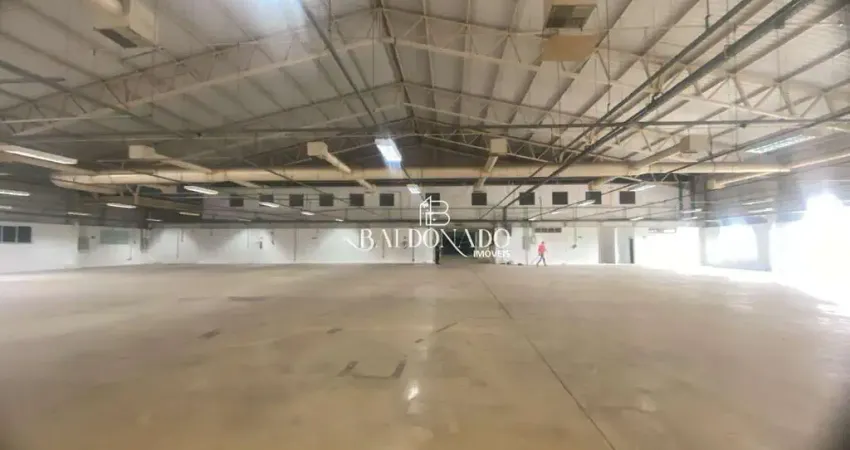 Aluga se galpão em cambuí mg com 2.400 m2 valor do metro r 20,00