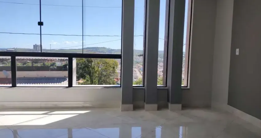 Casa com 3 quartos à venda no Santa Efigênia, Conselheiro Lafaiete 